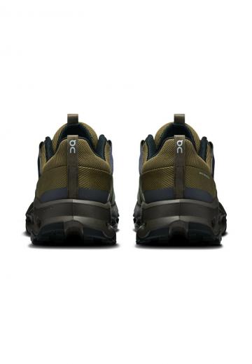 Походные кроссовки