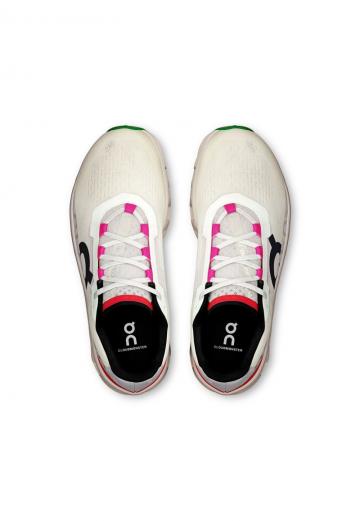 Беговые кроссовки