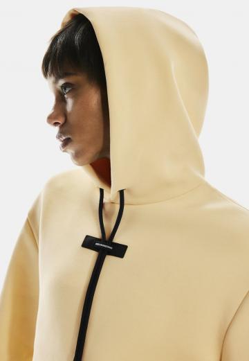 Спортивная толстовка