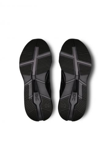 Тренировочные кроссовки