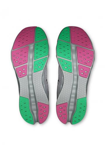 Беговые кроссовки