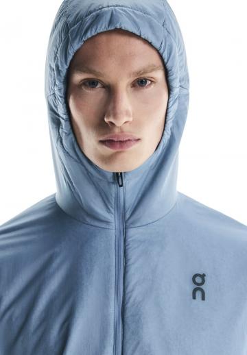 Спортивная куртка