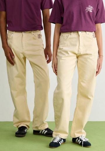 Свободные джинсы