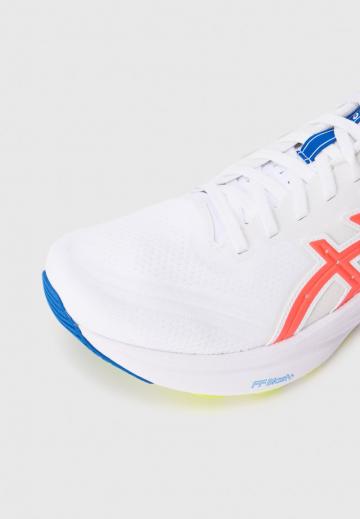 Беговые кроссовки