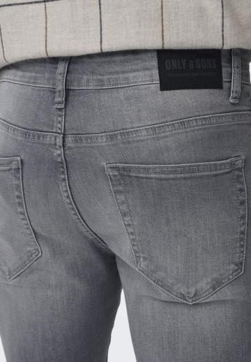 Узкие джинсы