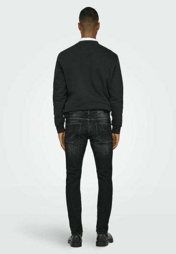 Узкие джинсы