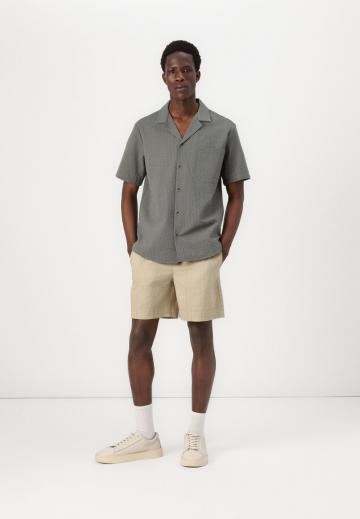 Рубашка с коротким рукавом