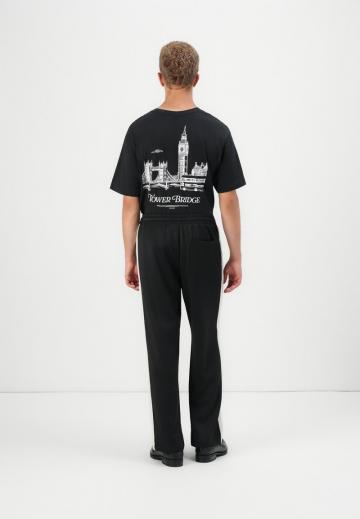 Спортивные штаны