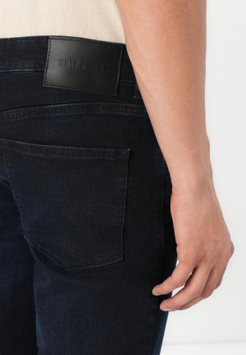 Узкие джинсы