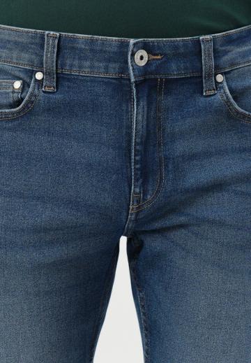 Узкие джинсы