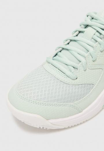 Теннисные кроссовки