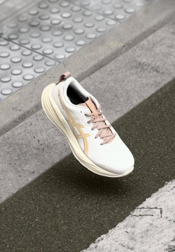 Беговые кроссовки