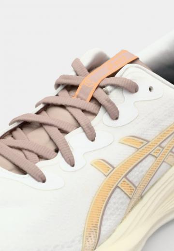 Беговые кроссовки