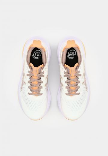 Беговые кроссовки