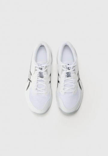 Кроссовки для зала