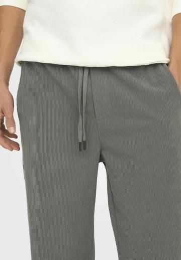 Вельветовые брюки