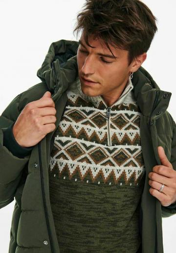 Зимняя куртка