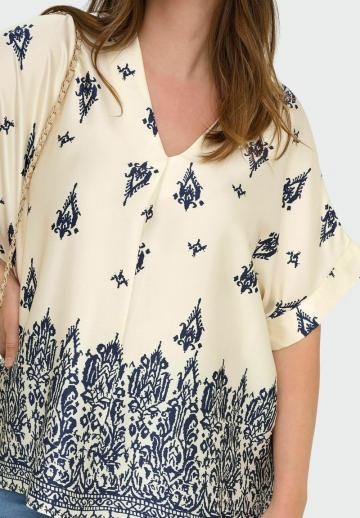 Атласная блузка