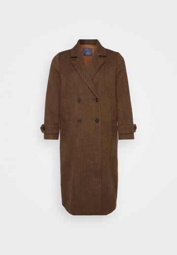 Шерстяное пальто