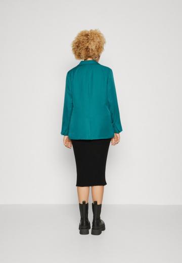 Вельветовая куртка