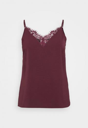 Топ на бретельках