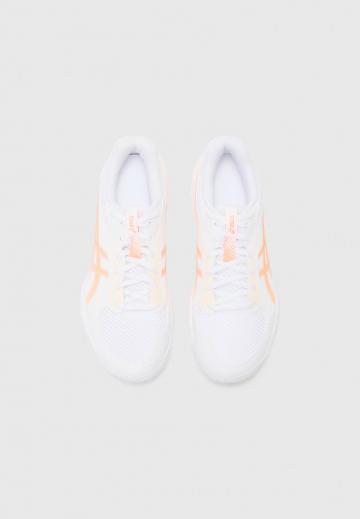 Кроссовки для зала