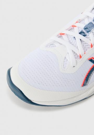 Кроссовки для зала