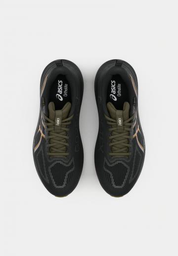 Беговые кроссовки