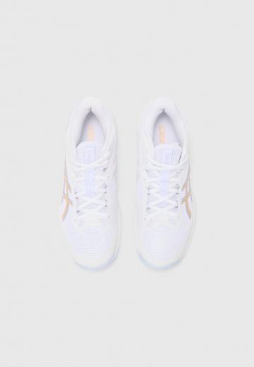 Кроссовки для зала