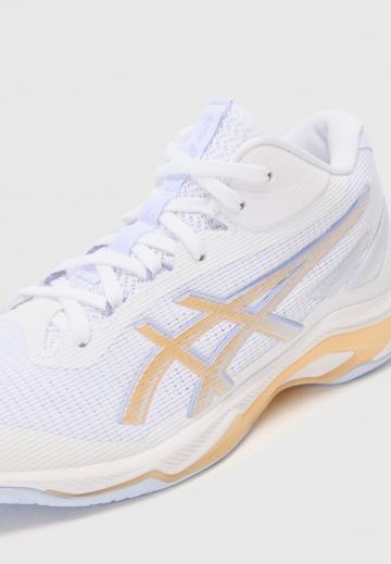 Кроссовки для зала