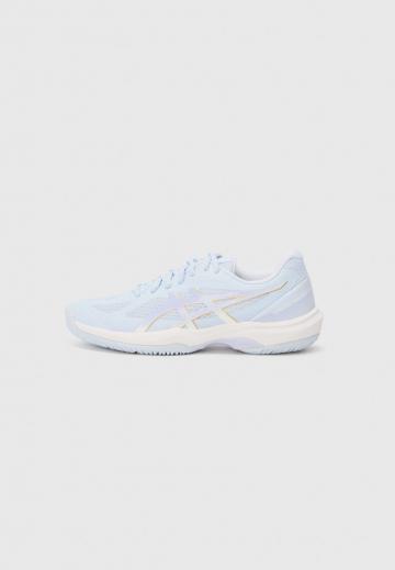 Кроссовки для зала