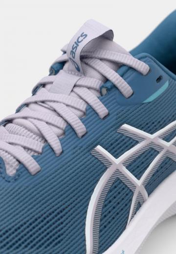 Беговые кроссовки