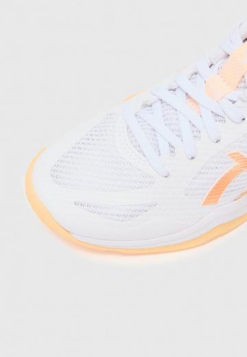 Кроссовки для зала