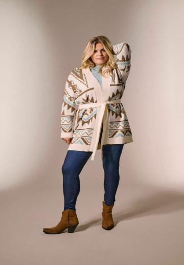 Жаккардовая вязаная кофта