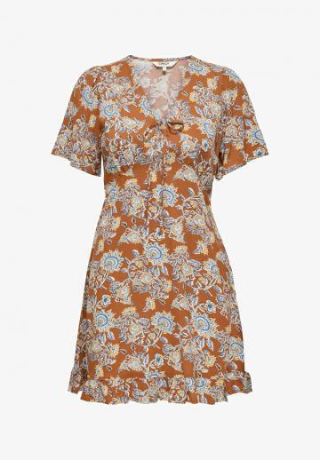 Короткое платье