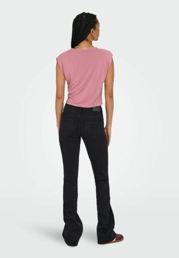 Клешеные джинсы