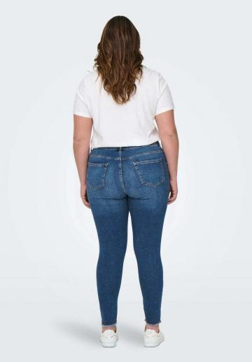 Узкие джинсы