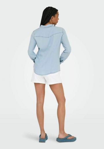 Джинсовая блузка