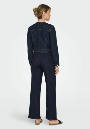 Джинсовая жилетка