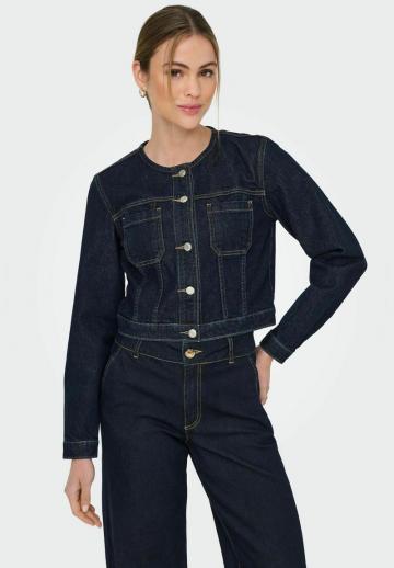 Джинсовая жилетка