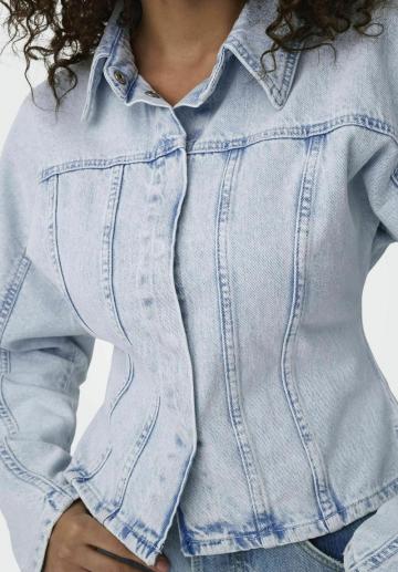 Джинсовая жилетка