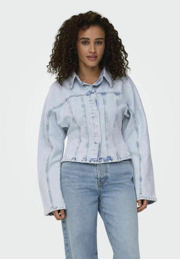 Джинсовая жилетка