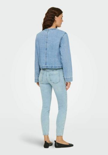 Джинсовая жилетка