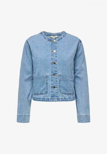 Джинсовая жилетка