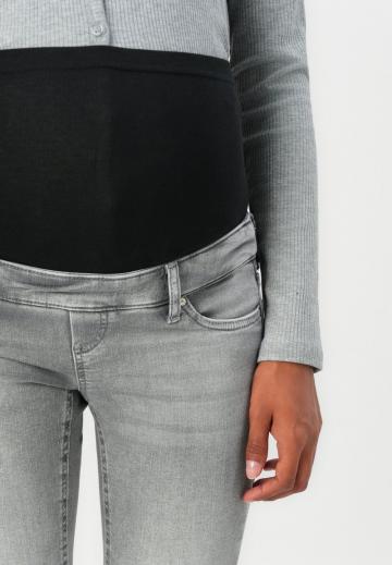 Клешеные джинсы