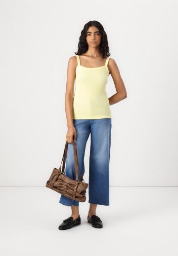 Свободные джинсы