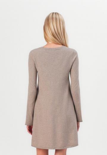 Вязаное платье