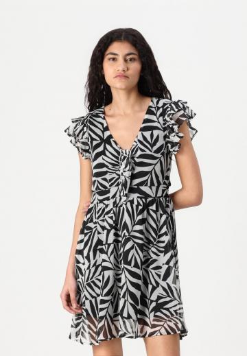 Короткое платье