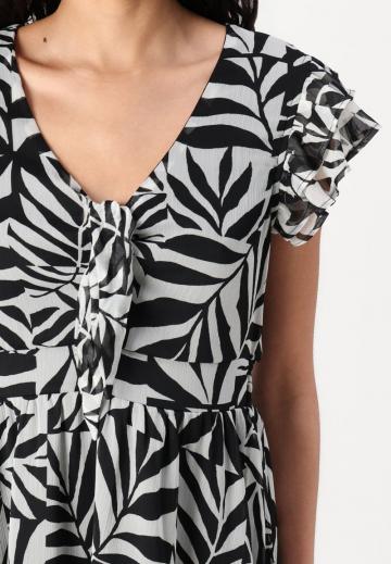 Короткое платье