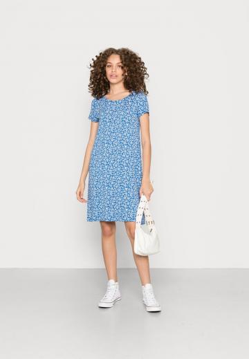 Короткое платье